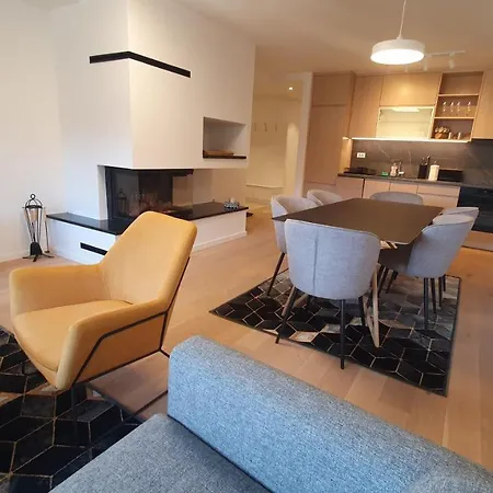 Olimpijska Kuca A502 アパート *